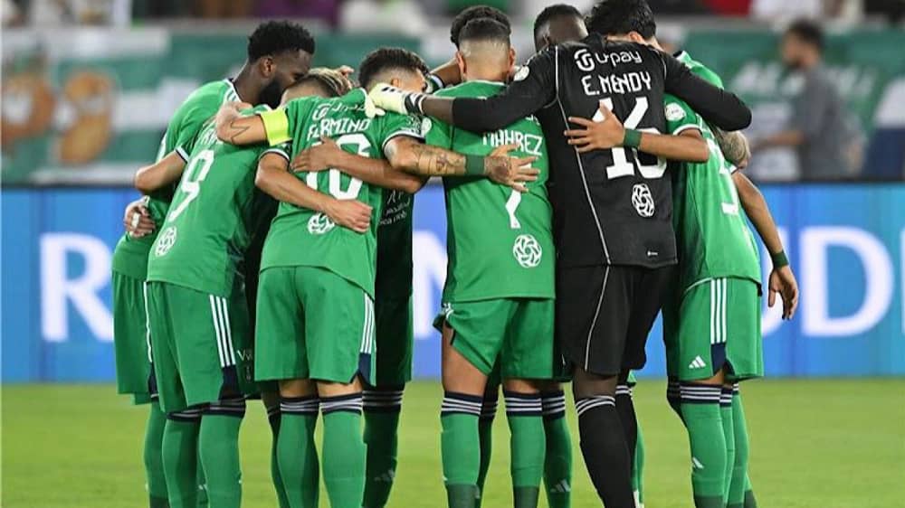 الأهلي يتحرك لتعزيز الفريق بظهير أيسر و لاعب وسط محليين