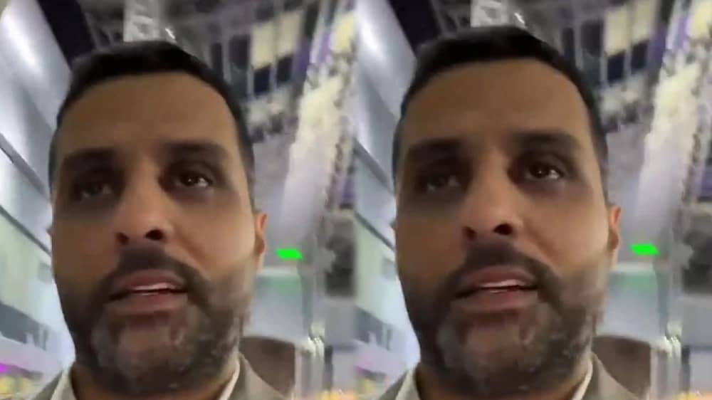 ياسر القحطاني يهنئ الهلال بعد فوزه بالديربي أمام النصر..فيديو