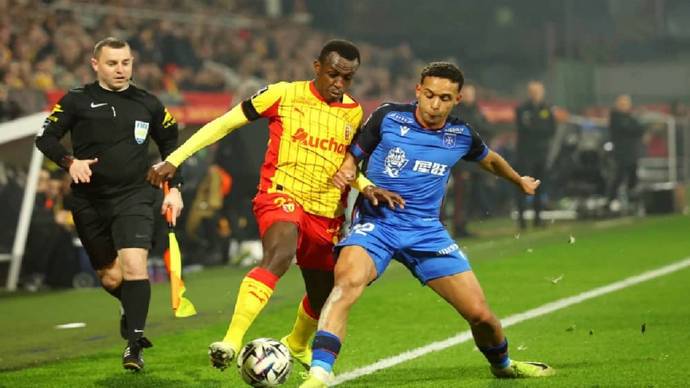 الهلال يتحرك لضم سعود عبد الحميد