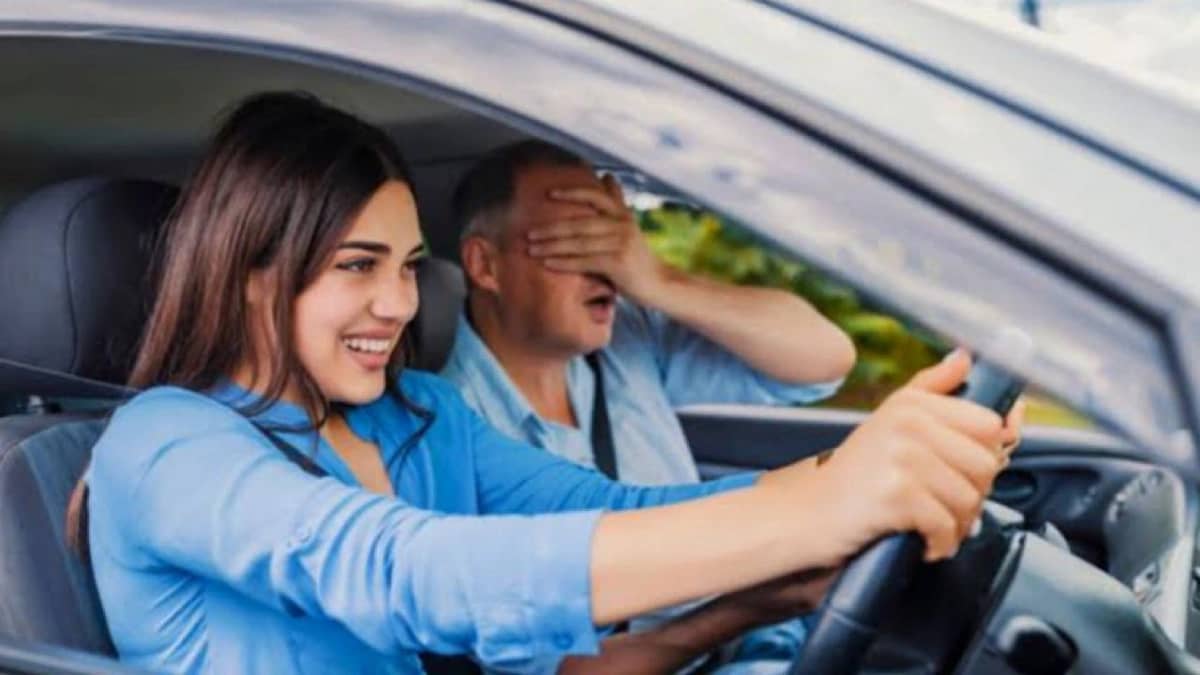 دراسة تكشف : النساء أكثر عرضة للوفاة في حوادث السيارات