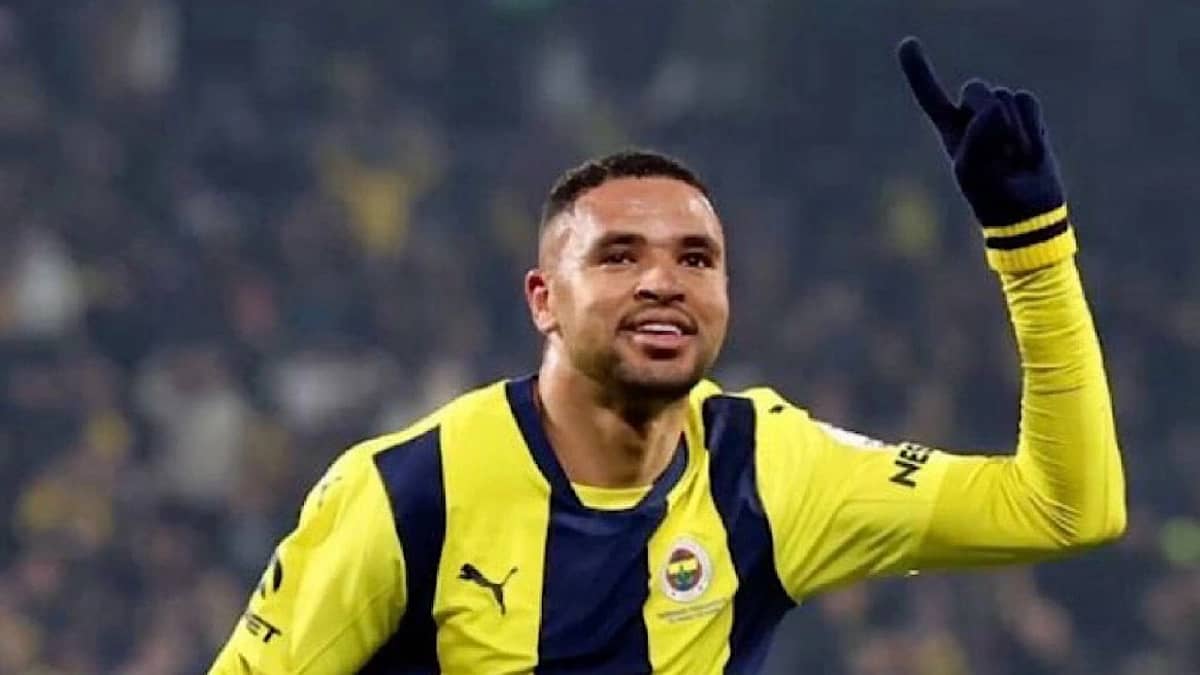 يوسف النصيري يقترب من دوري روشن