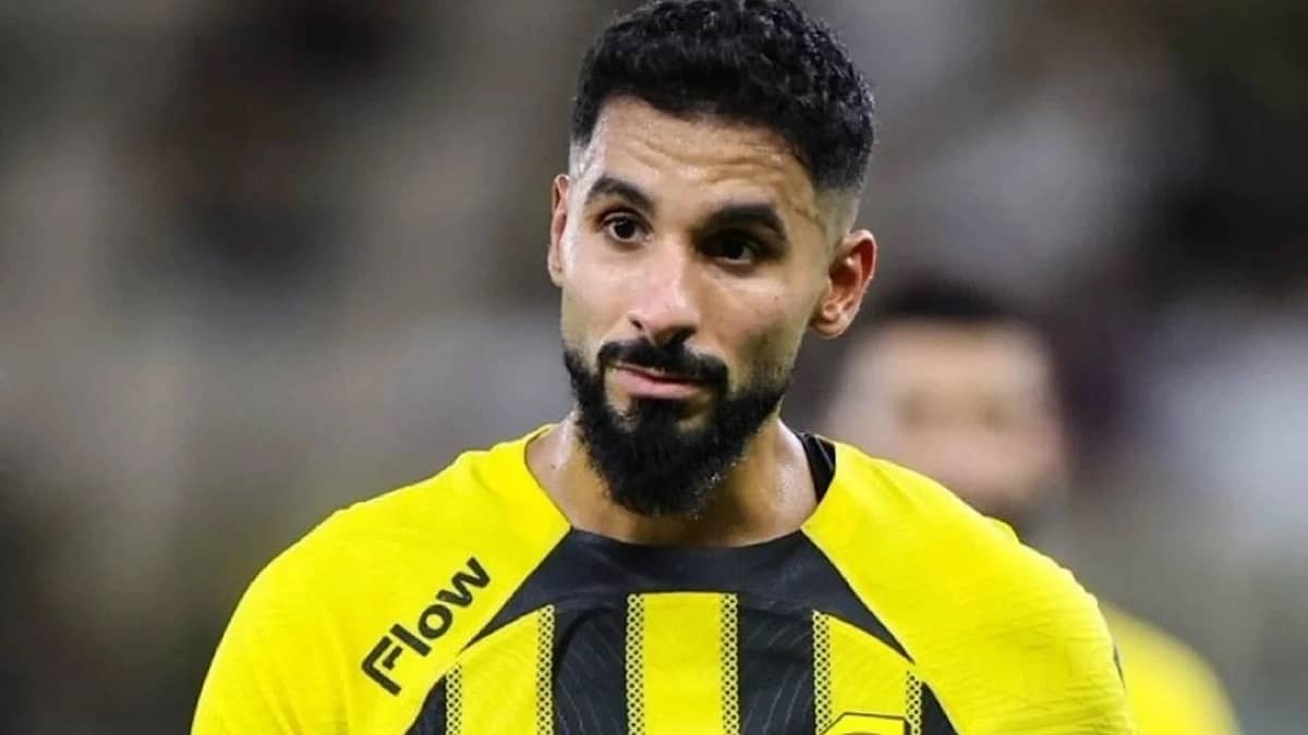 الاتحاد أوقف صفقة انتقال صالح الشهري إلى الشباب