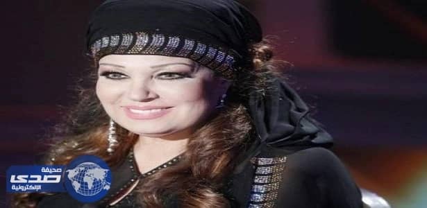 بالفيديو.. فيفي عبده : أمنت علي قدمي بمليون دولار