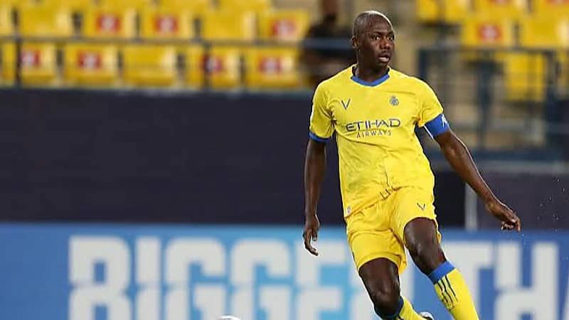 الاتفاق يتمسك بعقد مادو ويحتفظ بخدماته