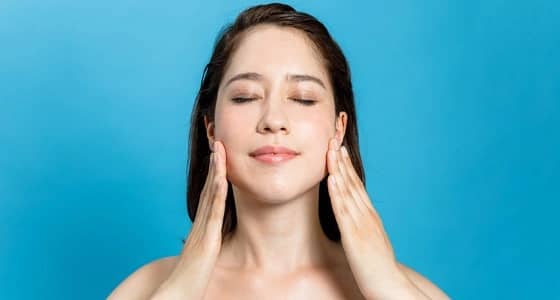 تمارين منزلية لشد الوجه تجعلك تبدين أصغر سنا
