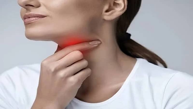 "الذيابي" يوضح أسباب قد تؤدي للشعور بكتلة في الحلق