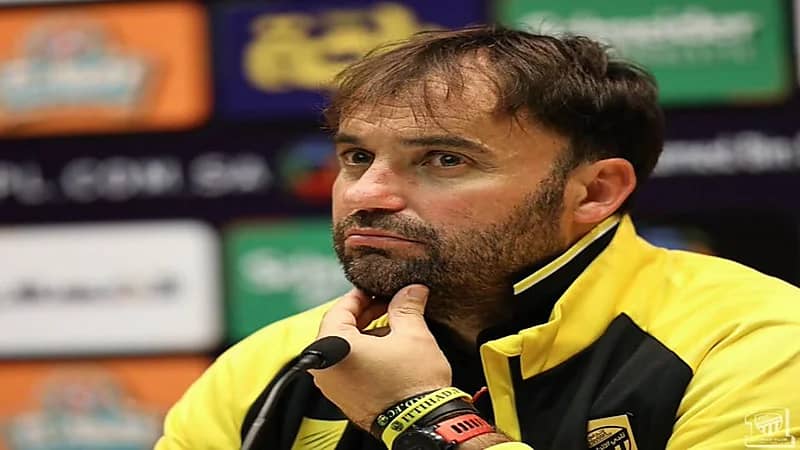 رسميًا.. الطائي يتعاقد مع مدرب الاتحاد السابق