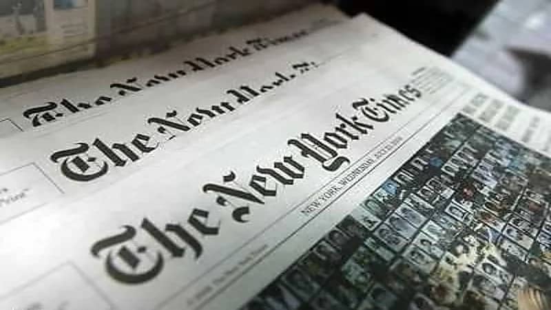 "الفراج" يسخر من "نيويورك تايمز" ويشبهها بإعلام دول العالم الثالث