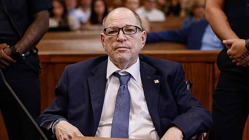 واينستين ينفي الفضيحة الجنسية المتعلقة ببالترو ويتمسك ببراءته