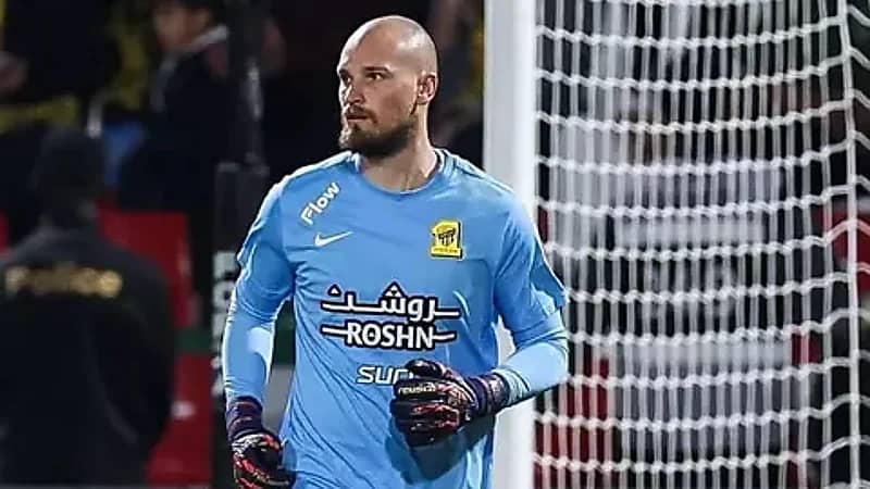 مدة غياب حارس الاتحاد بعد إصابته