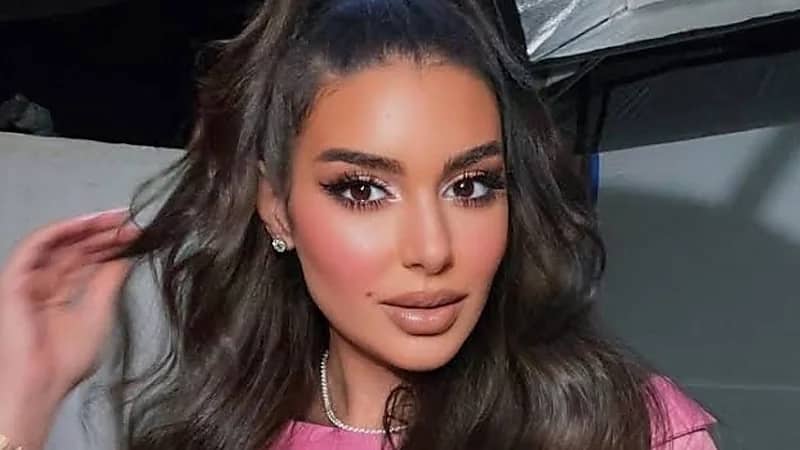 بالصور.. ياسمين صبري تثير الجدل بإطلالتها الجديدة