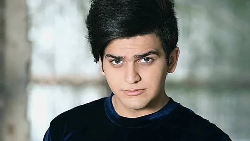 بالصور.. هجوم كبير على شهاب ملح إنستجرام بعد تشبهه بالنساء