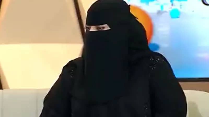 مستشارة: يحق للعامل رفع دعوى عبر الخدمات الالكترونية حال عدم سداد الكفيل الراتب (فيديو)