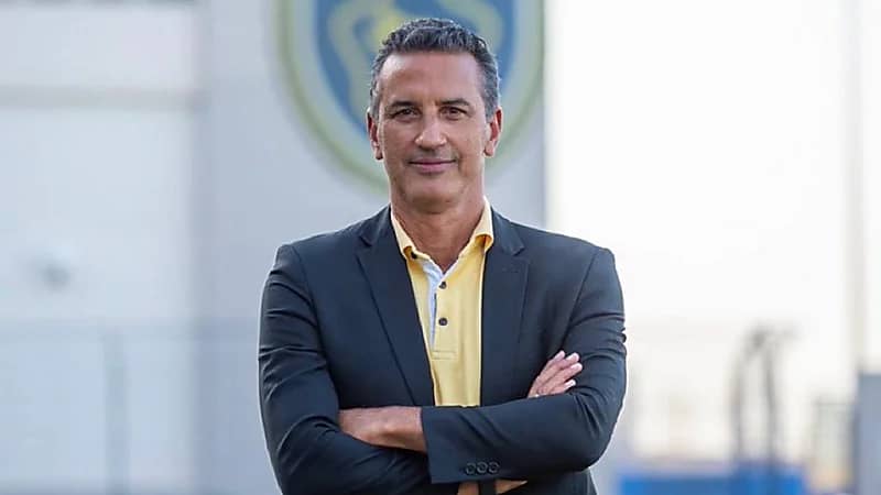 شاموسكا يعود لقيادة التعاون