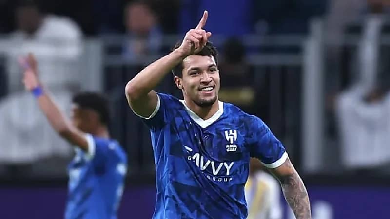 ساو باولو يعد ليوناردو بالعودة للمفاوضات