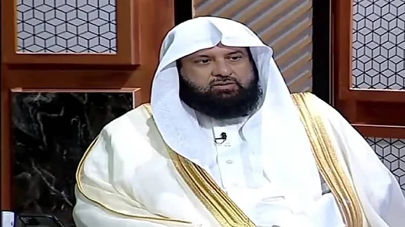 تعاون الأخوة في جمع تكاليف زواج أخ لهم، فهل يصبح دينا عليه؟.. الشيخ عبدالرحمن السند يجيب