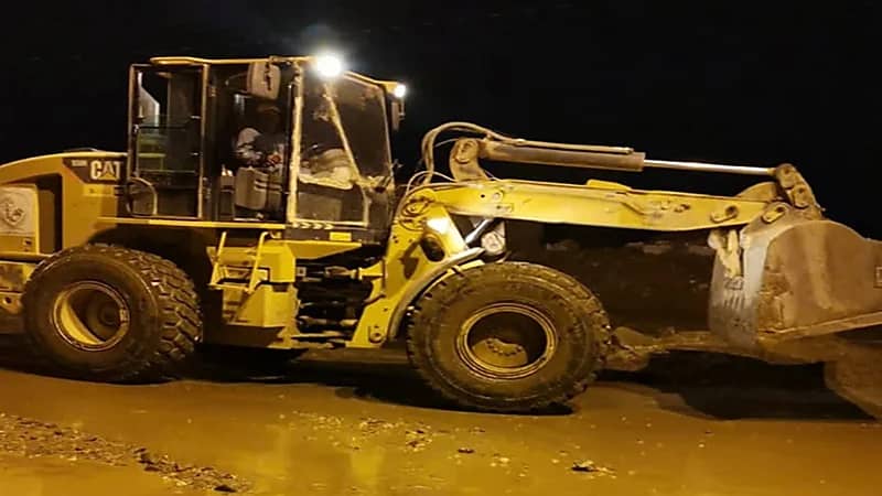 وفاة شخص ووالدته وابنته غرقاً في أحد الأودية بالطائف