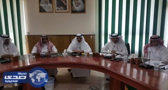 تعليم عسير يبحث استعدادات العام الدراسي الجديد