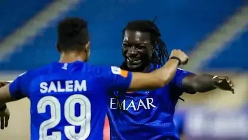 غوميز لسالم الدوسري: أفضل لاعب في آسيا