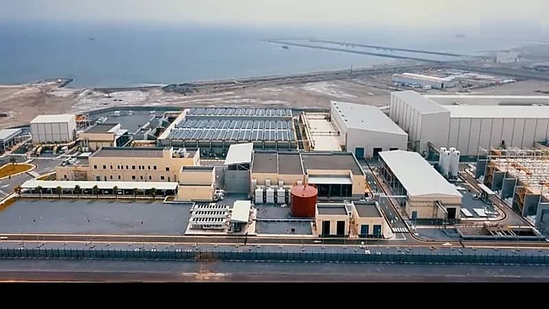 بالفيديو.. قصة وصول المياه المحلاة إلى محايل عسير لأول مرة