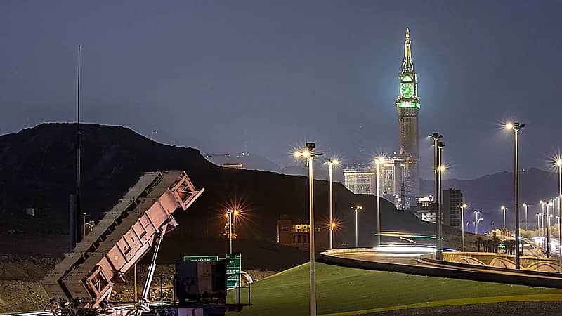 منظومة الباتريوت تحمي سماء الحرم وتؤكد أن أمن ضيوف الرحمن خط أحمر.. صور