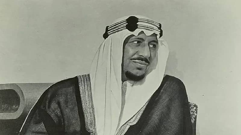 صورة قديمة للملك سعود في مدينة دريسدن بألمانيا