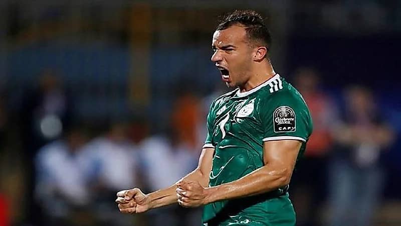 أندية قطرية تسعى لضم " بلعمري "