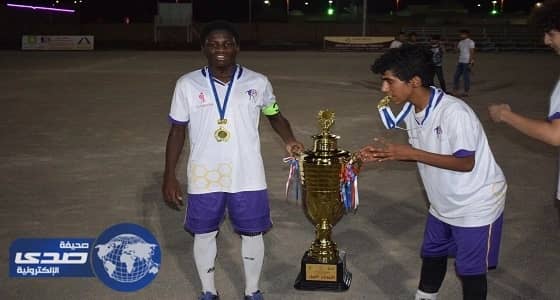 عبد الرزاق الشنقيطي من " مدريد المدينه " إلى " رائد التحدي "