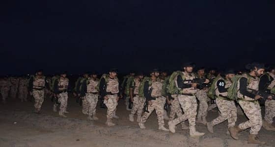 بالصور.. قوة الأمن الخاصة الثانية بمكة تنفذ السير الطويل لوحداتها بـ " ذهبان جدة "