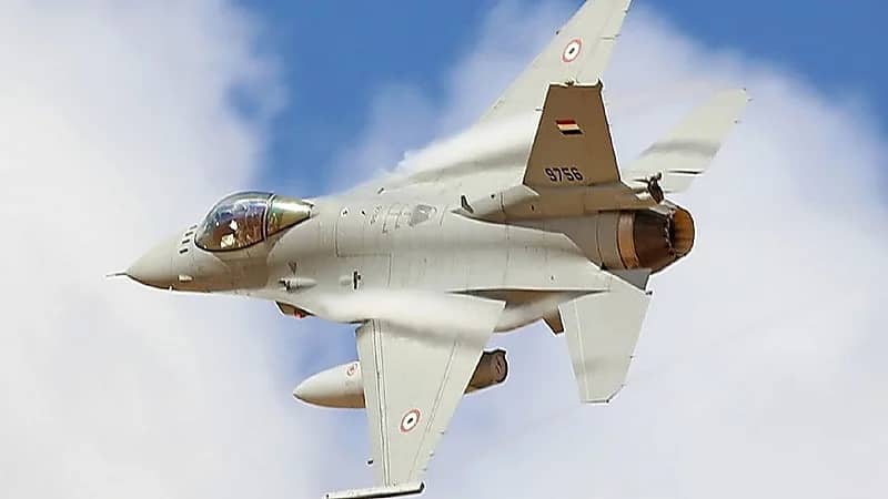 الجيش المصري يعلن سقوط طائرة مقاتلة