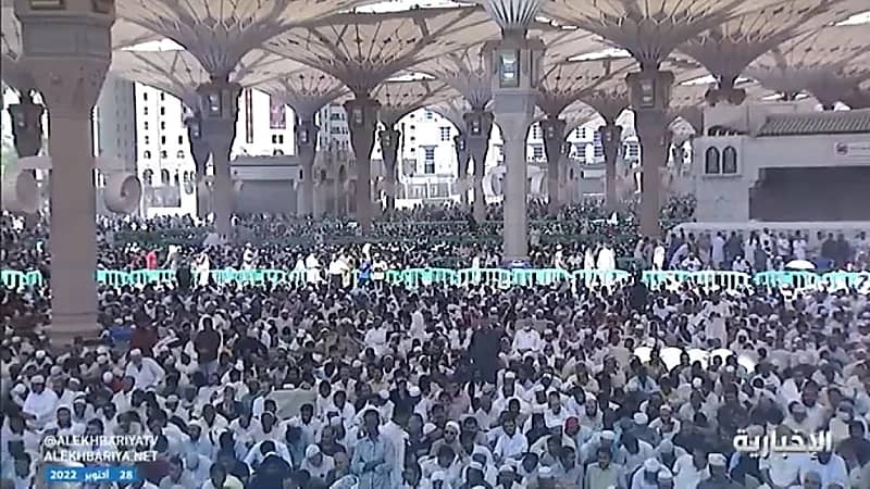 خطيب المسجد النبوي: المجالس الافتراضية في منصات التواصل تجاوزت الحدود ووصلت إلى الإدمان (فيديو)