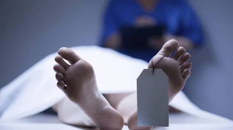 رجل يقتل زوجته خنقًا بسبب اتهامه بالخيانة