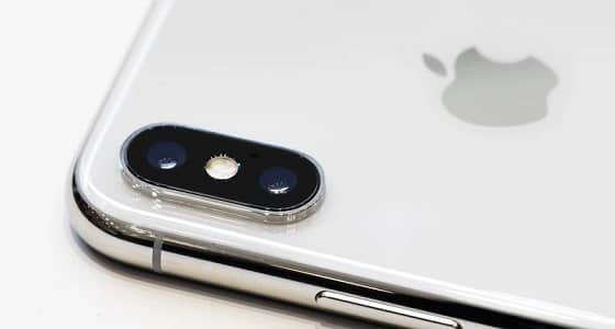 بالصور.. بنتلي تطلق آيفون X بإصدار محدود على 100 نسخة في العالم