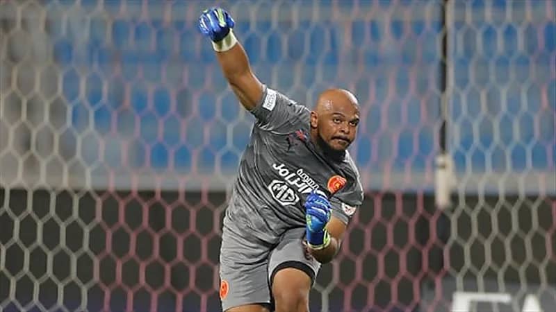 حارس القادسية: الهلال أقرب للذهاب بعيدًا في آسيا لهذه الأسباب