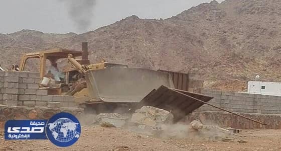 بلديات المدينة تزيل أكثر من 44 ألف متر مربع اعتداءات على أراضٍ حكومية