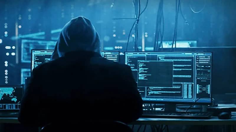 هاكرز يخترقون تطبيق Zola لعرسان ويسرقون أموال زفافهم