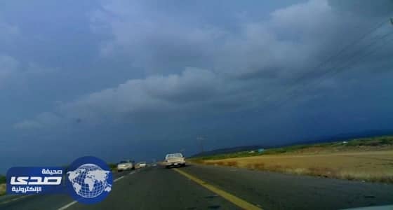 بالصور.. تقلبات جوية وأمطار على جازان