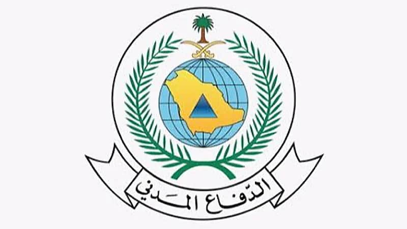 "مدني عسير" ينتشل شخصًا جرفه السيل بأحد أودية بيشة