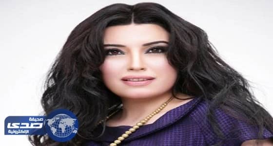 عبير صبري تنشر صورة عمرو دياب ودينا الشربيني بعلم بمصر