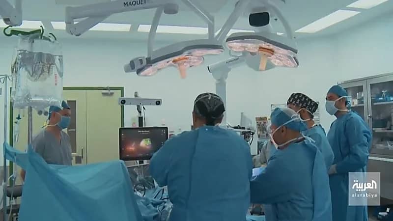 بالفيديو.. مستشفى الحرس الوطني بالشرقية يوفر الروبوت الجراحي للعظام