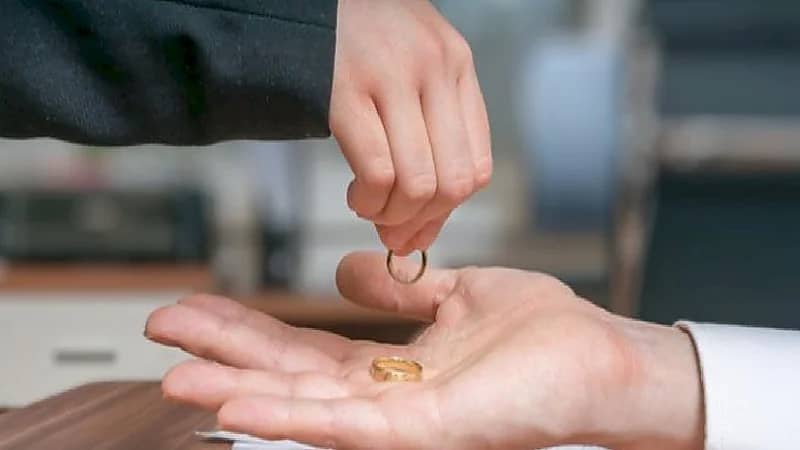 بالفيديو .. سبب ارتفاع نسب الطلاق المبكر في المملكة