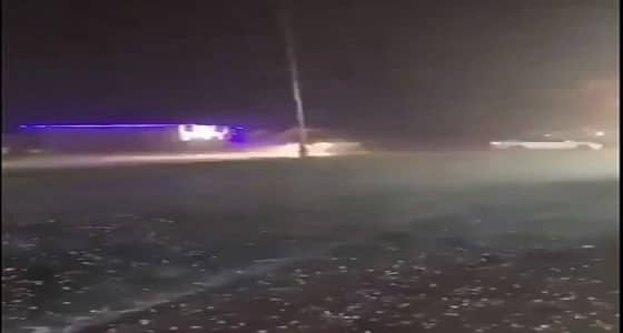 بالفيديو.. زخات البرد تقطر أمطارا على جدة