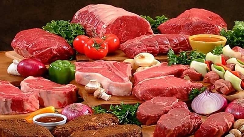 اللحوم المصنعة تسبب مشاكل صحية خطيرة للنساء بعد سن الأربعين