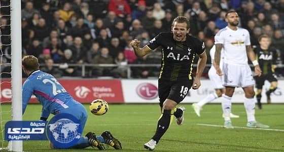 توتنهام يواصل السقوط ويتعادل مع سوانزي في الدوري الإنجليزي