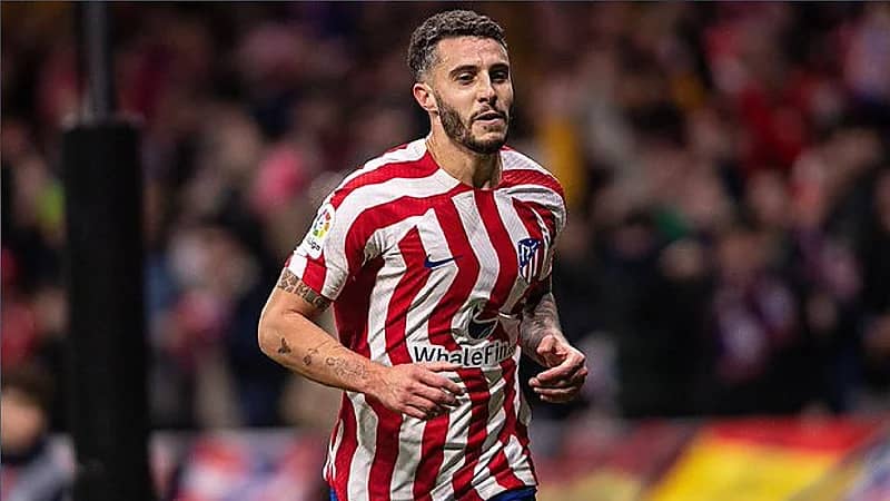 هيرموسو يوقف مفاوضاته مع أتلتيكو مدريد بسبب النصر