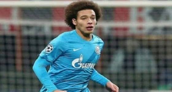 " فيتسل " و " فيدال " على قائمة المرشحين لدعم صفوف سان جيرمان