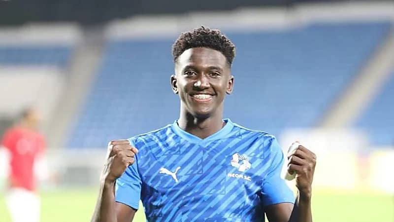 لوزان السويسري يبدي اهتمامه بمهند آل سعد