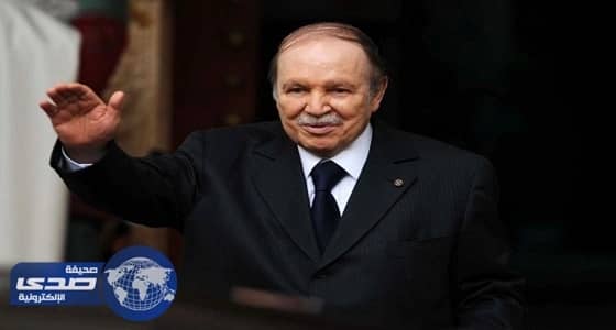 «بوتفليقة» يحيى الجيش الوطني الشعبي في مكافحة الإرهاب