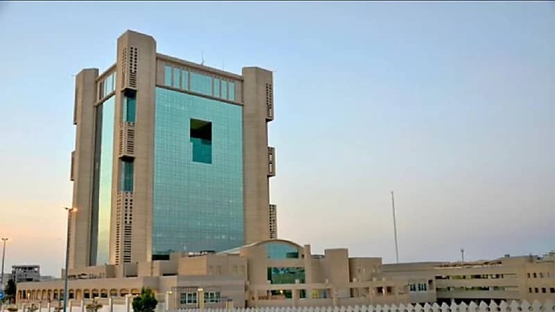 أمانة جدة تغلق 10 مقاه مخالفة