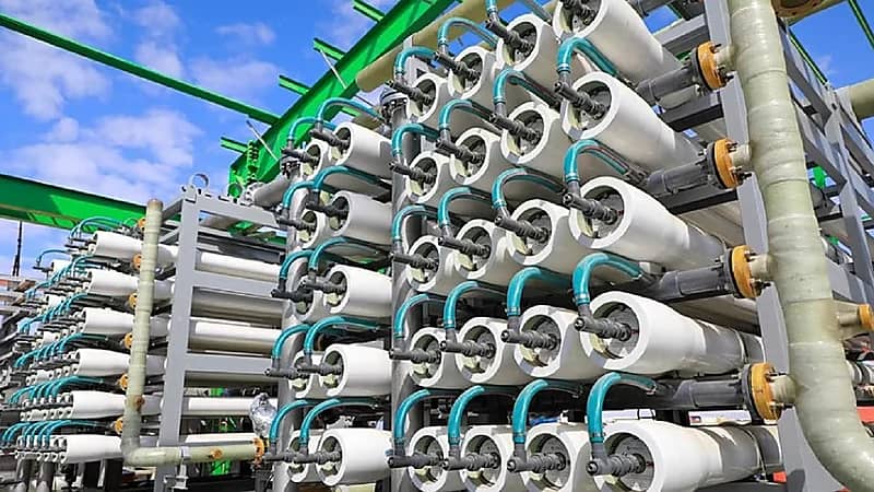 فيديو..العوائد الاقتصادية لإنشاء أول مصنع أغشية تناضح عكسي للمياه المحلاة بالمملكة